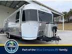 2024 Airstream Flying Cloud 27FB 28ft