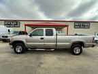 2001 Chevrolet Silverado 2500HD Ext Cab 4WD LT