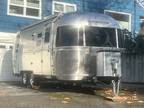 2017 Airstream Flying Cloud 23D 23ft