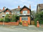 4 bedroom semi-detached house for sale in Old Broadway, Manchester, M20