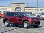 2023 Jeep Grand Cherokee Laredo Carfax One Owner