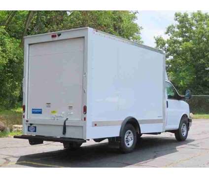 2023 Chevrolet Express 3500 Work Van Cutaway is a White 2023 Chevrolet Express 3500 Work Van Van in Oconomowoc WI
