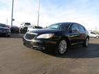 2011 Chrysler 200 Limited 4dr Sedan