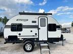 2022 Sunset Park RV Sunset Park Rv 2022 SUNRAY 149 SPORT MODEL BIKE RACK LIFT