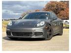 2016 Porsche Panamera 4