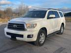 2016 Toyota Sequoia SR5 4x4 4dr SUV FFV