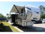 2023 Keystone Avalanche 322RL 36ft