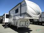 2022 Keystone Montana 3121RL 35ft