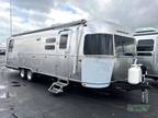 2023 Airstream Globetrotter 30RB 30ft
