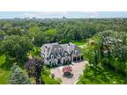 2280 Doulton Dr