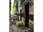 Traveler's Hotel / Post Mews - 1 bedroom + den