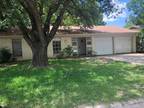 3418 Hummingbird Dr, Denton, TX 76209