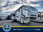 2021 Winnebago Winnebago Voyager 34ft