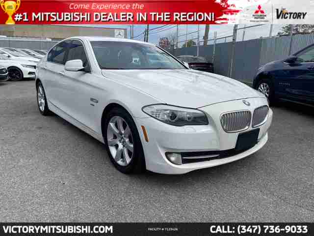 2011 BMW 5 Series 550i xDrive