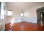 Silver Lake 1bd Duplex with Washer/Dryer in Unit