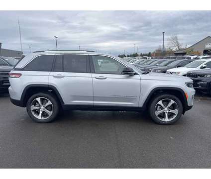 2024 Jeep Grand Cherokee Base 4xe is a Silver 2024 Jeep grand cherokee SUV in Oswego NY