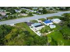 North Fort Myers, RARE Office building with plenty of