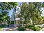 Beautiful 2BR 2BA Remodeled 3 Story Townhouse