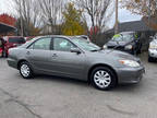 2005 Toyota Camry LE 4dr Sedan