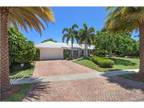WATERFRONT 3/3 VACATION Home in Boca Raton