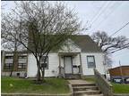 Nice 3 bedroom 1.5 bath in a great east side downtown Rockford location.