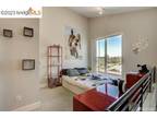 Condo For Sale In Oakland, California