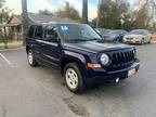 2016 Jeep Patriot/ Manual Transmission/4 Cylinders/Gas saver