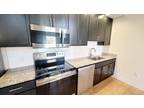 51464731 1 S 5th St #101