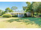 3BD/2BA ranch style brick home in west Pensacola