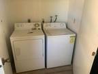 $1,350/month - 2 Bedroom 2 Bathroom Apartment In central Las Vegas With Great