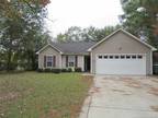 Single Family Residence, Ranch - Fayetteville, NC 1910 Poplar Dr