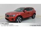 2024 Volvo XC40 B5 Plus Bright Theme