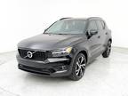 2022 Volvo XC40 R-Design