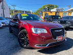 2016 Chrysler 300 Limited AWD 4dr Sedan