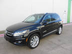 2016 Vw Tiguan S, Auto, Leather, Pano Roof, Nav, Rear Camera, Low Miles, Sporty