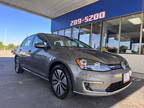 2016 Volkswagen e-Golf SE Hatchback Sedan 4D