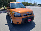 2011 Kia Soul + 4dr Crossover 5M