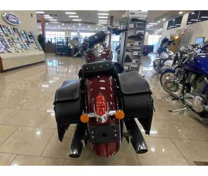 2017 Indian Chief Classic is a Black 2017 Indian Chief Motorcycle in Fort Dodge IA