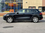 2013 Porsche Cayenne Premium AWD Navigation/Sunroof/Leather