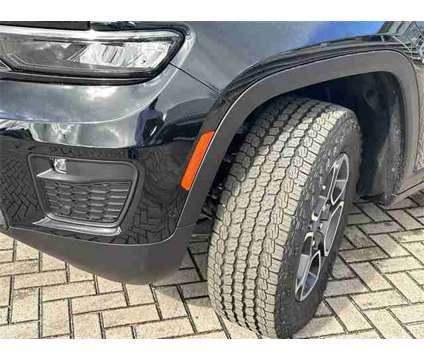 2024 Jeep Grand Cherokee Trailhawk 4xe is a Black 2024 Jeep grand cherokee Trailhawk SUV in Stuart FL