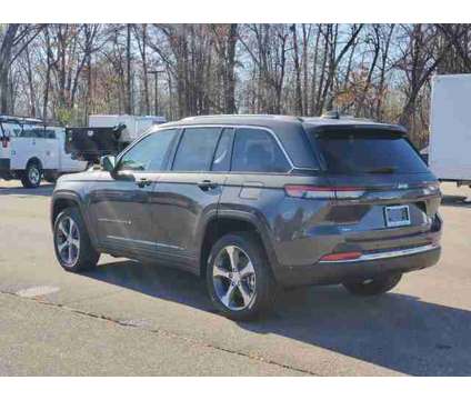 2024 Jeep Grand Cherokee Base 4xe is a Grey 2024 Jeep grand cherokee SUV in Walled Lake MI