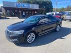 2018 Volkswagen Passat 2.0T SEL Premium 4dr Sedan