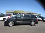 2015 Chrysler Town and Country Touring 4dr Mini Van