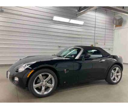 2007 Pontiac Solstice Base is a Black 2007 Pontiac Solstice Base Convertible in Depew NY