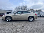 2013 Chrysler 200 Touring 4dr Sedan