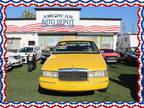 1993 Lincoln Town Car Signature 4dr Sedan