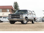 1990 Chevrolet Suburban - CLASSIC! ONLY 109,300 KM! CLEAN CARFAX! AB REGISTERED!