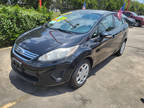 2013 Ford Fiesta 4dr Sdn SE