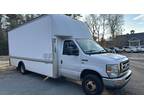 2014 Ford E350 Super Duty Cutaway Cutaway Van 2D