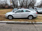 2010 Ford Taurus SEL 4dr Sedan